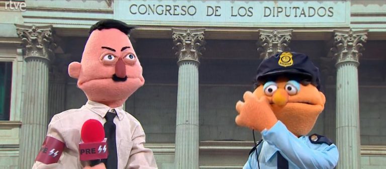 Con dinero público nos llaman nazis