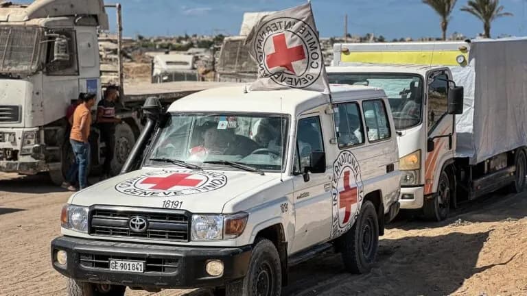 La cruz Roja ya no es humanitaria: es una industria