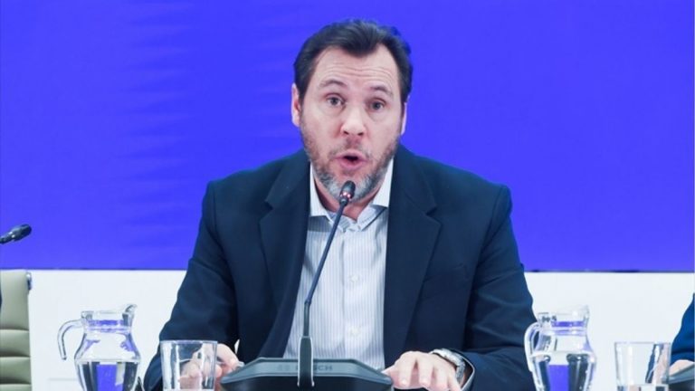 Óscar Puente no ha dicho la verdad sobre el accidente