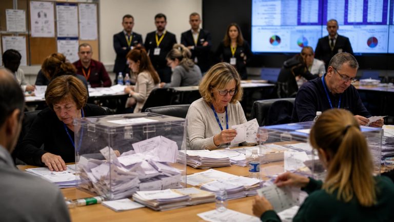 «Las elecciones autonómicas han sido un ensayo para el fraude de las generales»